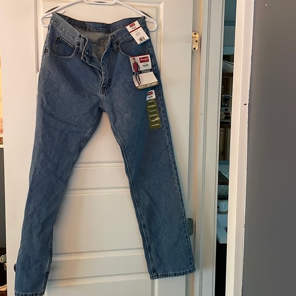 Wrangler Five Star Regular Fit Jeans - Picture 1 of 4